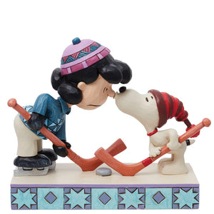 Peanuts By Jim Shore Snoopy and Lucy Playing Hockey-6013041